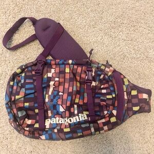 Patagonia atom sling